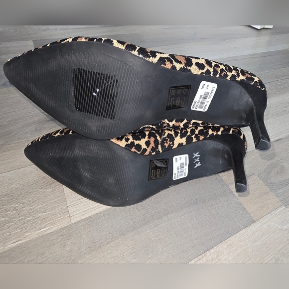 A MTL 1980 Leapard Heeled Boots nwot - Picture 4 of 9